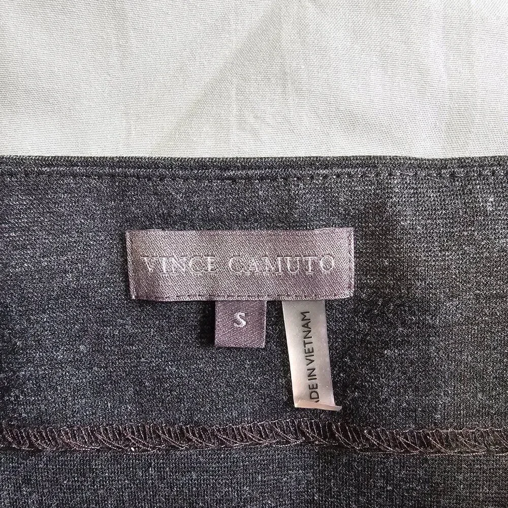 EUC VINCE CAMUTO DARK GREY FITTED PENCIL SKIRT SIZE SMALL